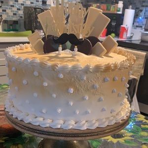 Meet your Posher, Ana